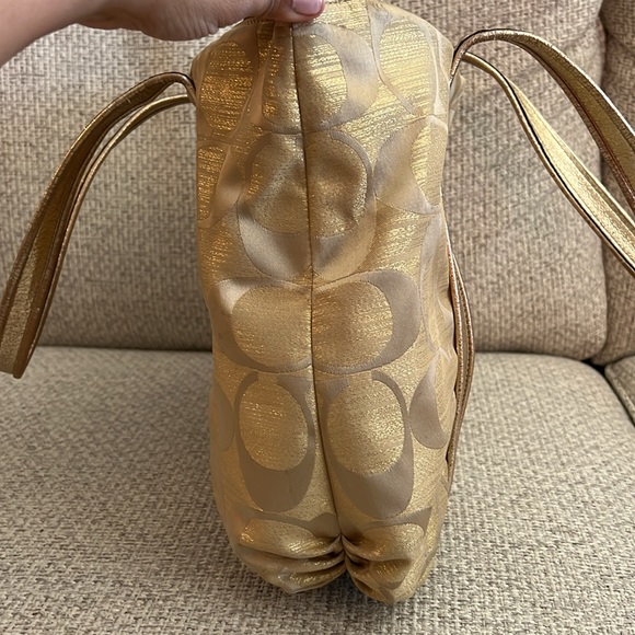 COACH Poppy OP Art Gold Signature Monogram Logo Glam Tote - Picture 13 of 16